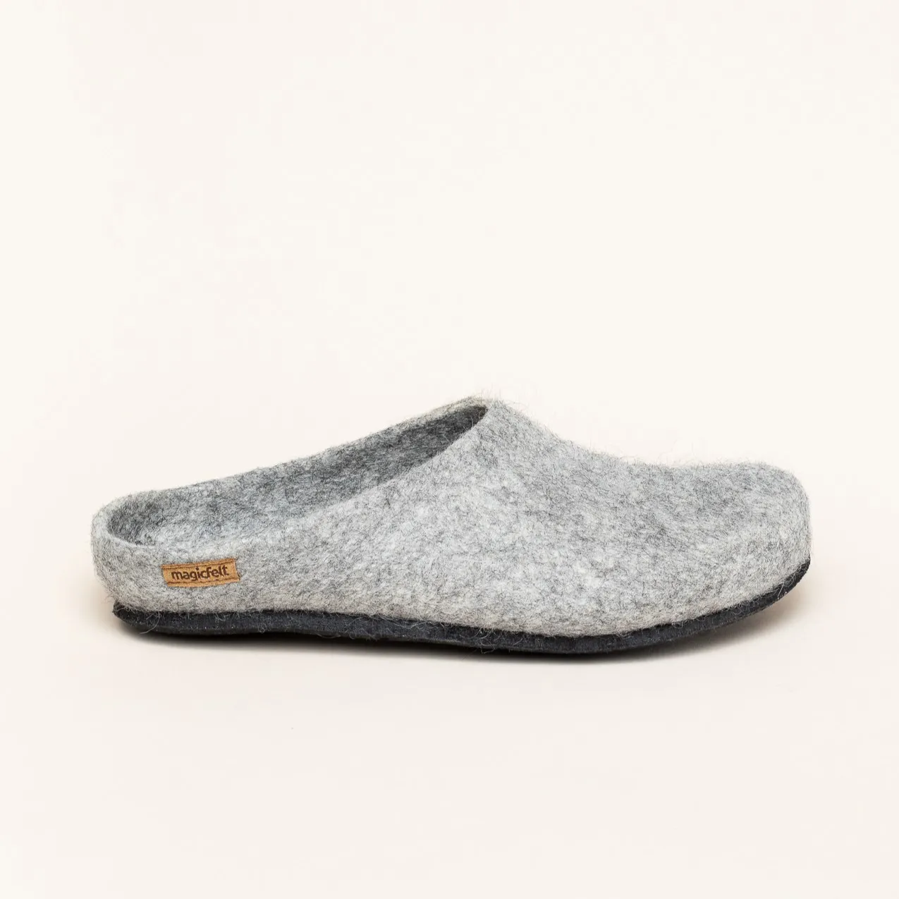 Women's wool hotsell felt slippers